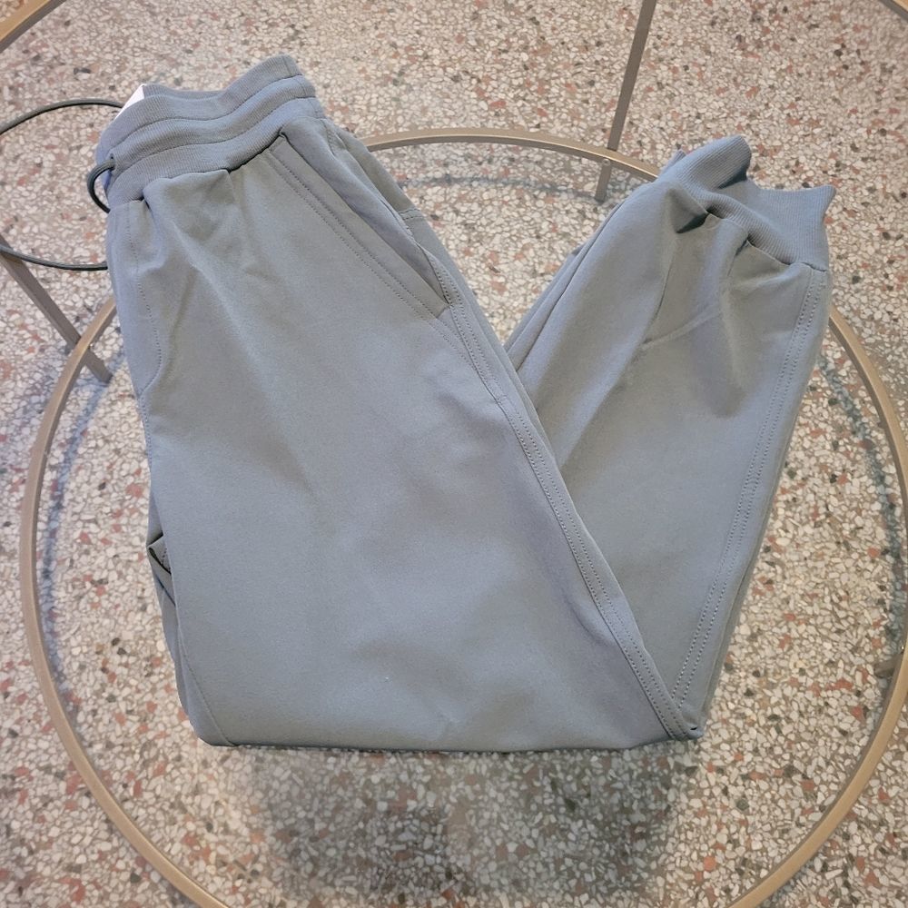 Sage green jogger pants size XS